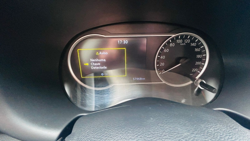 kicks 1.6 16v flexstart sl 4p xtronic9