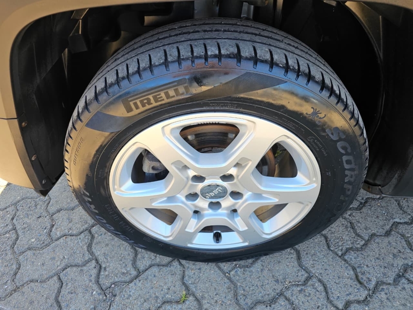 renegade 1.3 t270 turbo flex sport at614