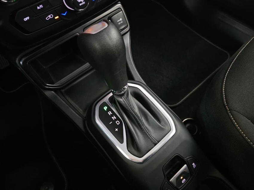 jeep renegade 1.3 t270 turbo flex altitude at6 4p automatico 202611
