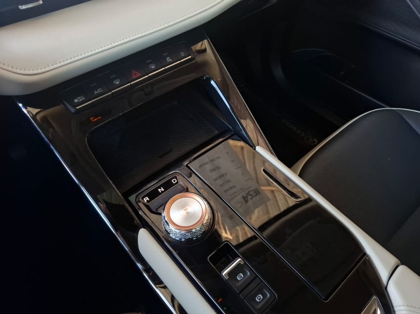 haval h6 1.5 phev19 e-traction12