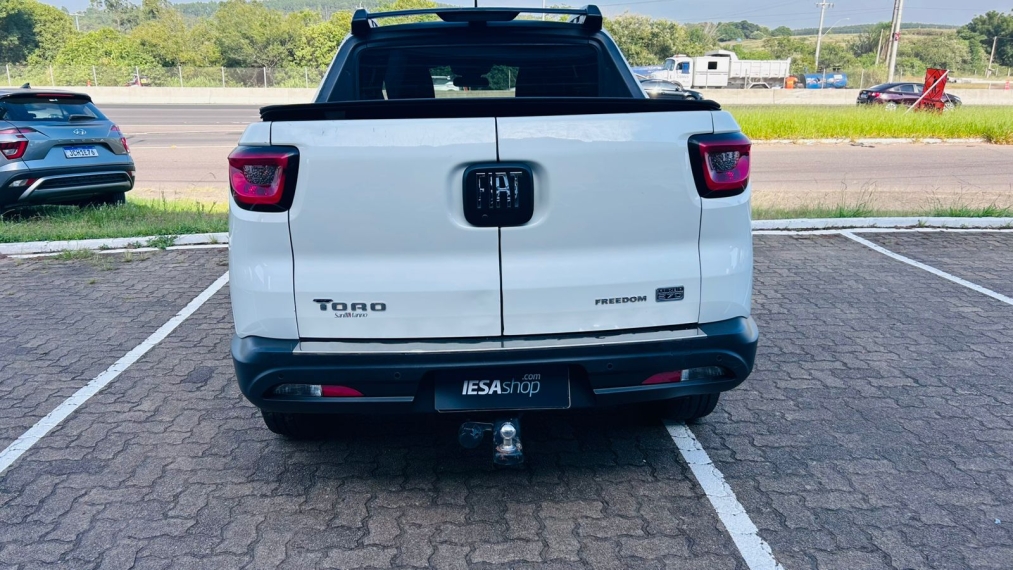 toro 1.3 turbo 270 flex freedom at64