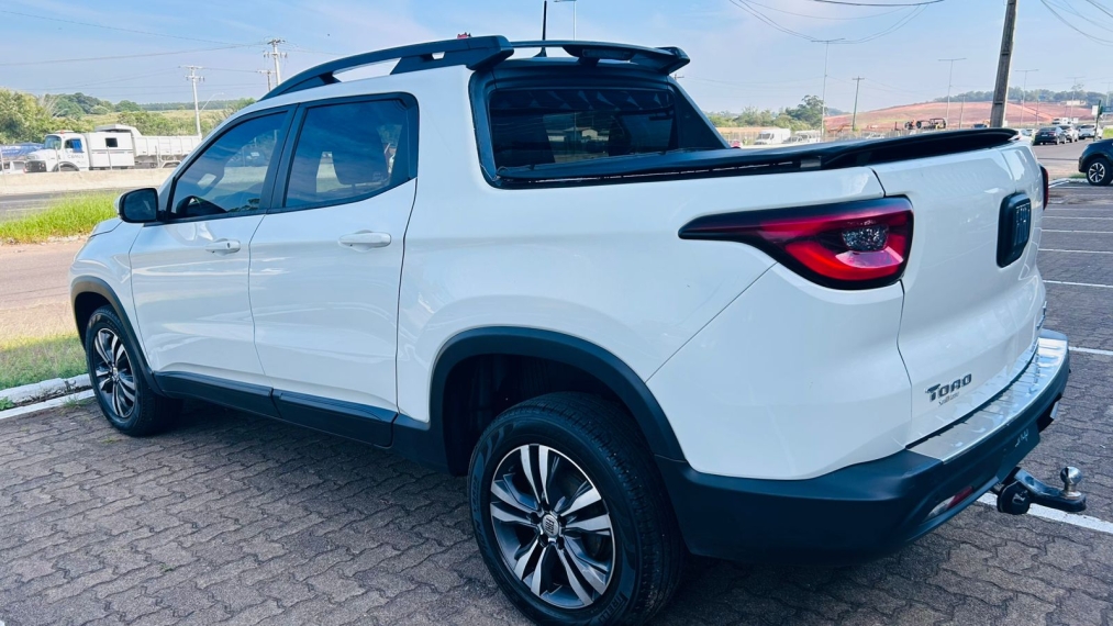 toro 1.3 turbo 270 flex freedom at63