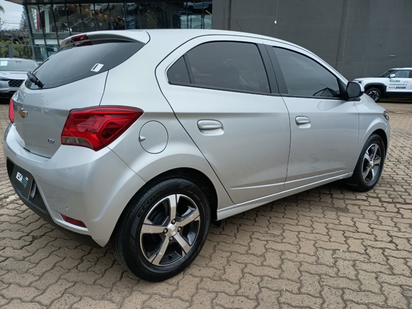 onix 1.4 mpfi ltz 8v flex 4p automatico5