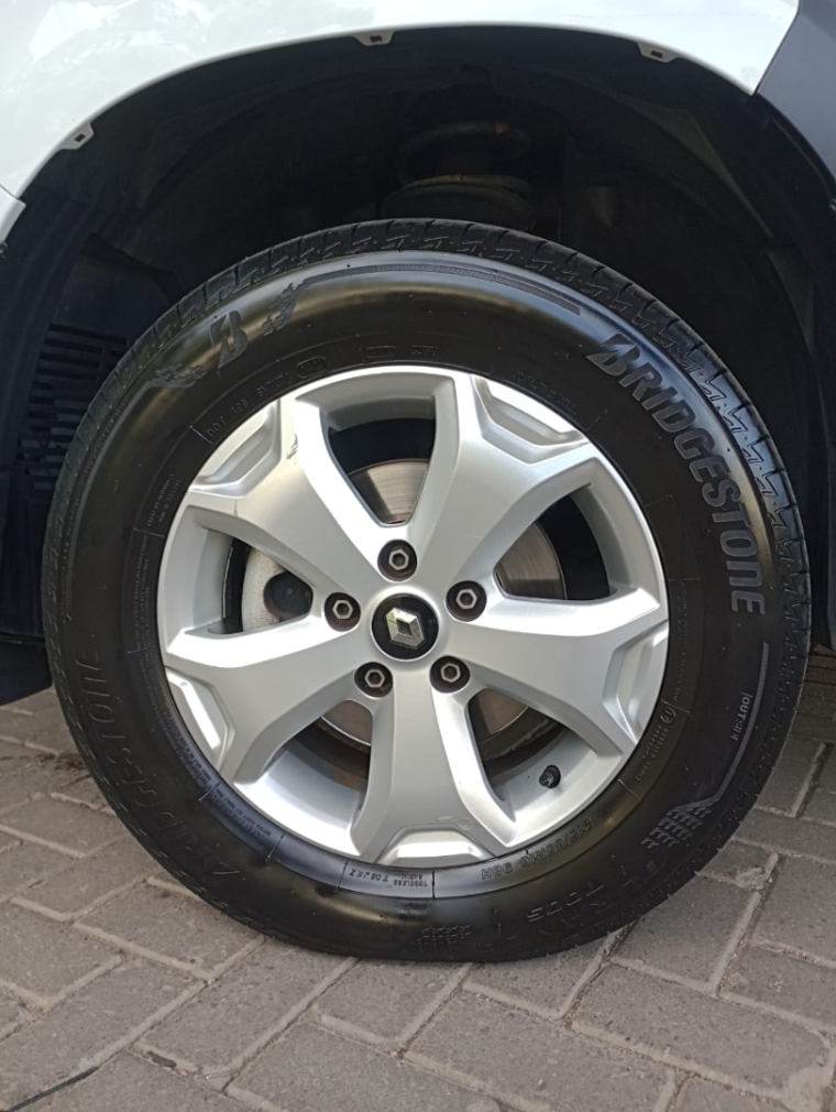 duster 1.6 16v sce flex intense x-tronic10