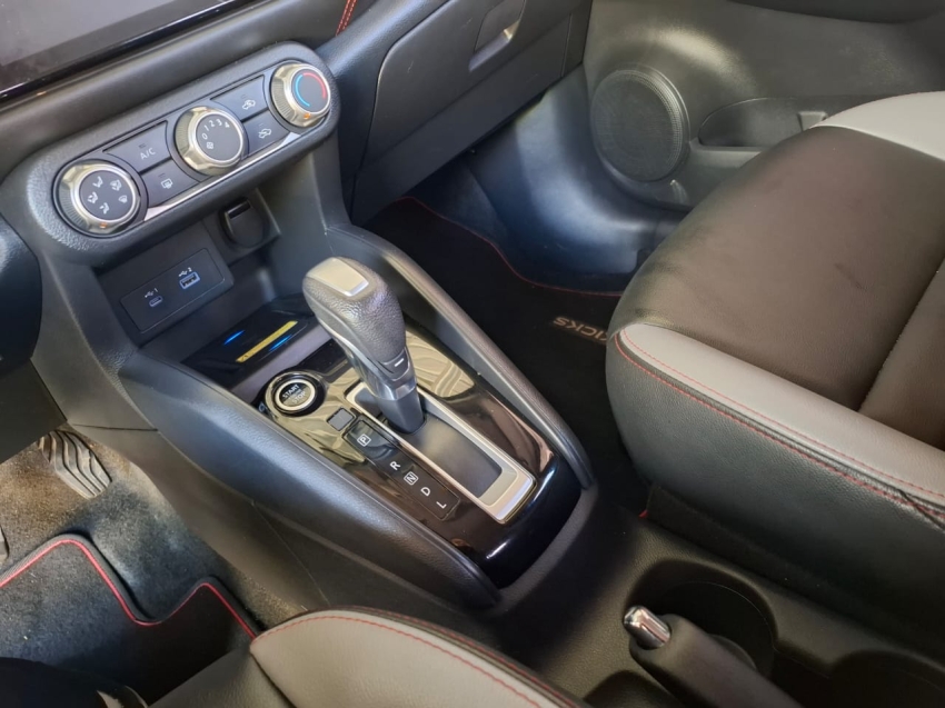 kicks 1.6 16v flexstart xplay xtronic12