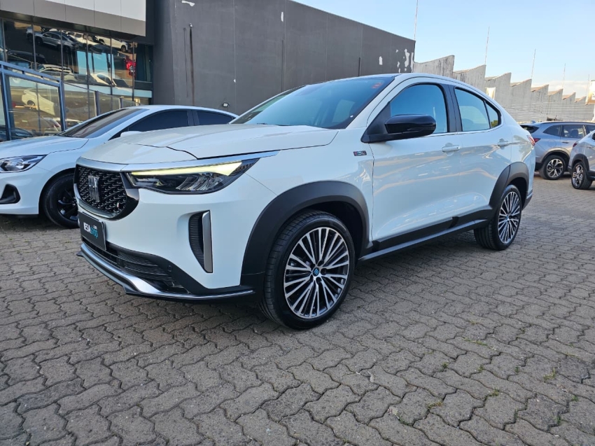 fiat fastback 1.3 turbo 270 flex limited edition at6 4p automatico 2025