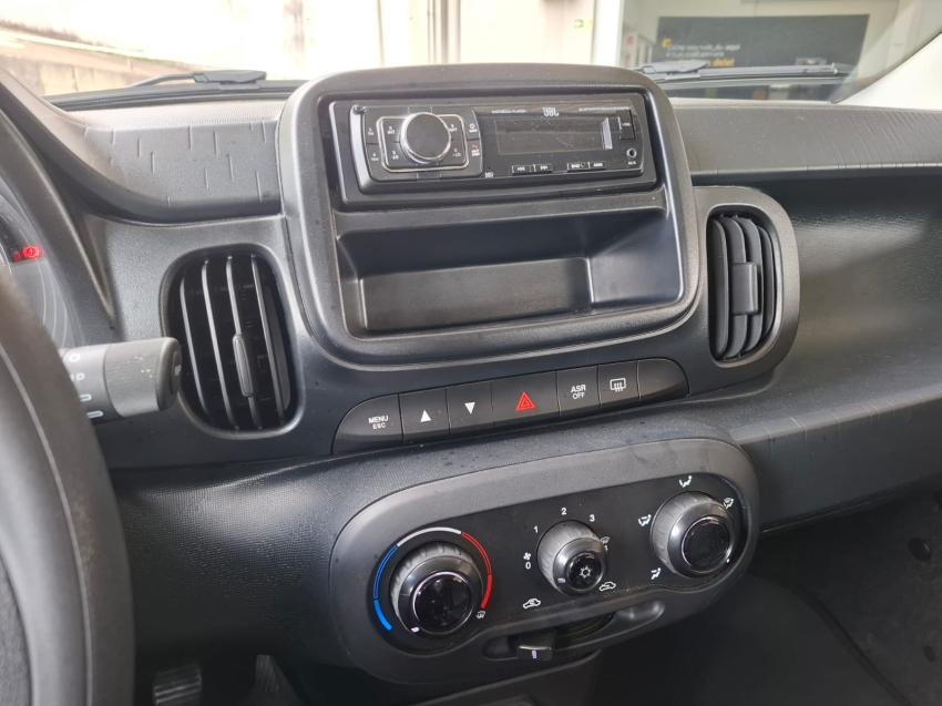 fiat mobi 1.0 evo flex like. manual 4p 202511