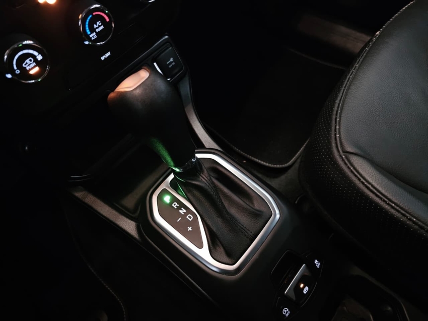 jeep renegade 1.3 t270 turbo flex at6 4p automatico 202411