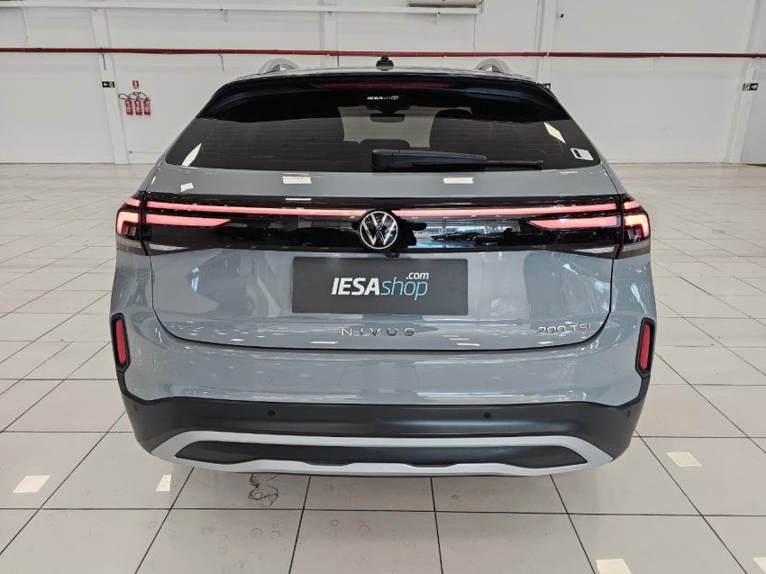 volkswagen nivus 1.0 200 tsi total flex highline automatico 5p 20254