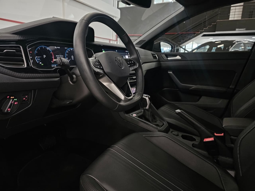 volkswagen nivus 1.0 200 tsi total flex highline automatico 5p 20256