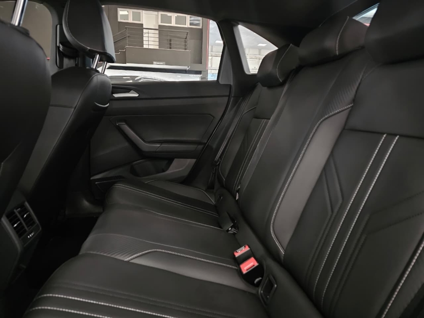 volkswagen nivus 1.0 200 tsi total flex highline automatico 5p 20257