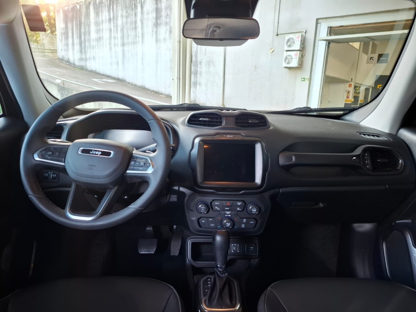 jeep renegade 1.3 t270 turbo flex longitude at6 4p automatico 202313