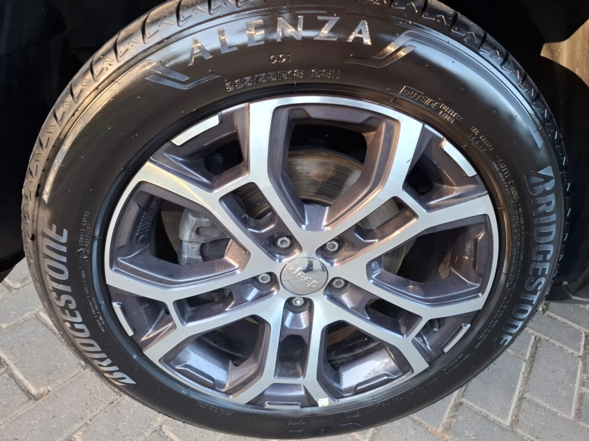 jeep renegade 1.3 t270 turbo flex longitude at6 4p automatico 202314