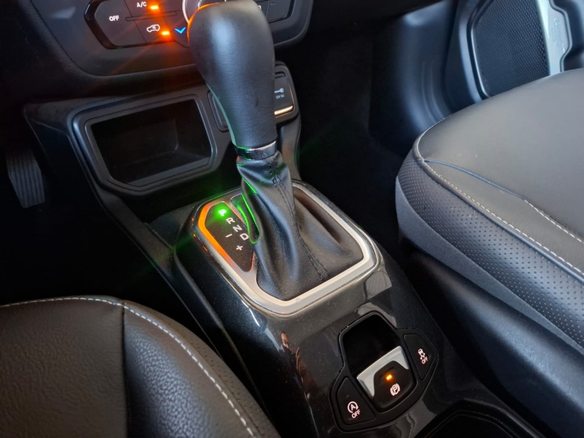 jeep renegade 1.3 t270 turbo flex longitude at6 4p automatico 202311