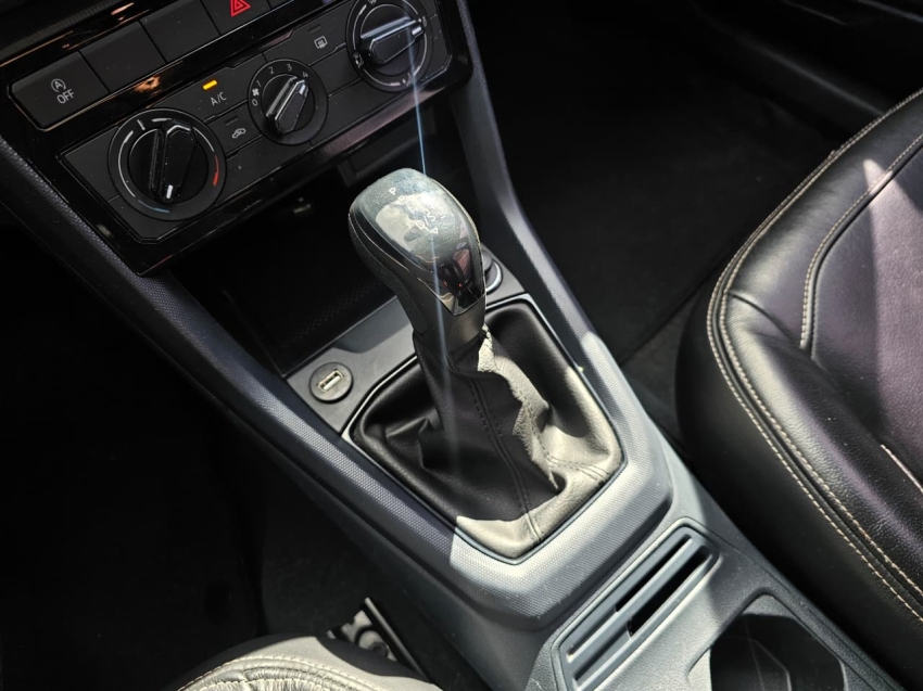 volkswagen t-cross 1.0 200 tsi total flex sense automatico 5p 202310