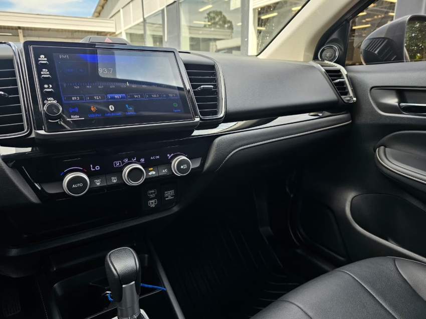 honda city 1.5 i-vtec flex hatch touring cvt 4p automatico 202312