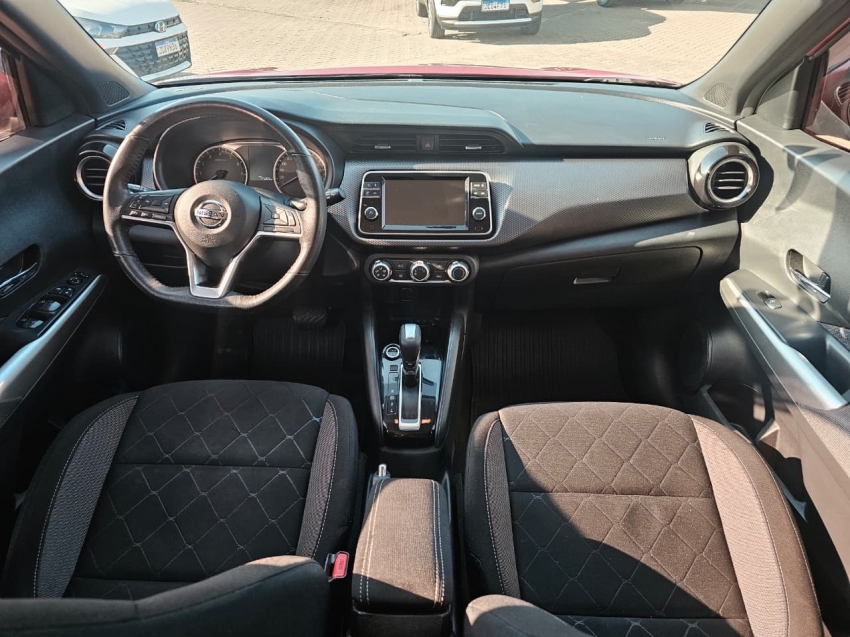 nissan kicks 1.6 16v flexstart sv 4p xtronic flex automatico 202012