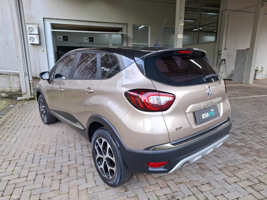 renault captur 1.3 tce flex intense x-tronic 4p automatico 20233