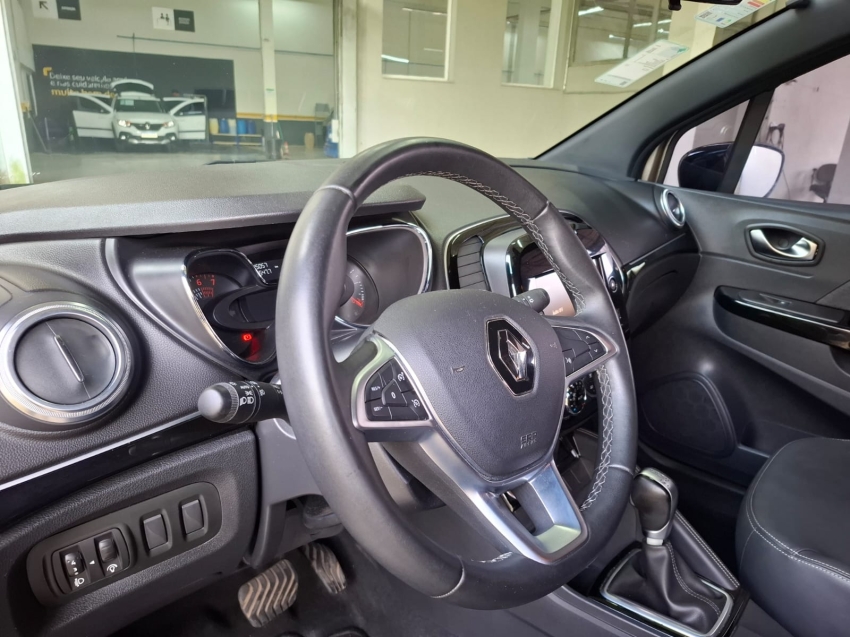renault captur 1.3 tce flex intense x-tronic 4p automatico 20239