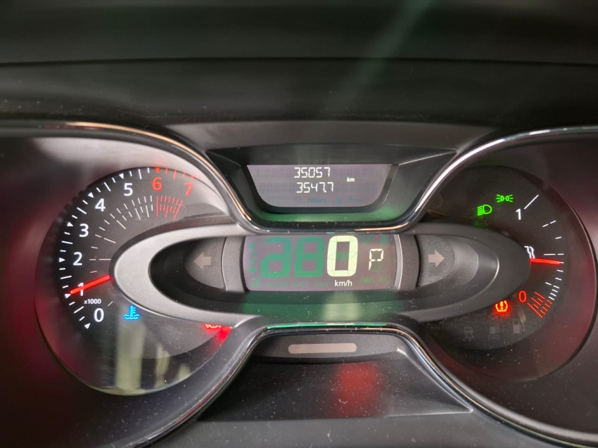 renault captur 1.3 tce flex intense x-tronic 4p automatico 20238