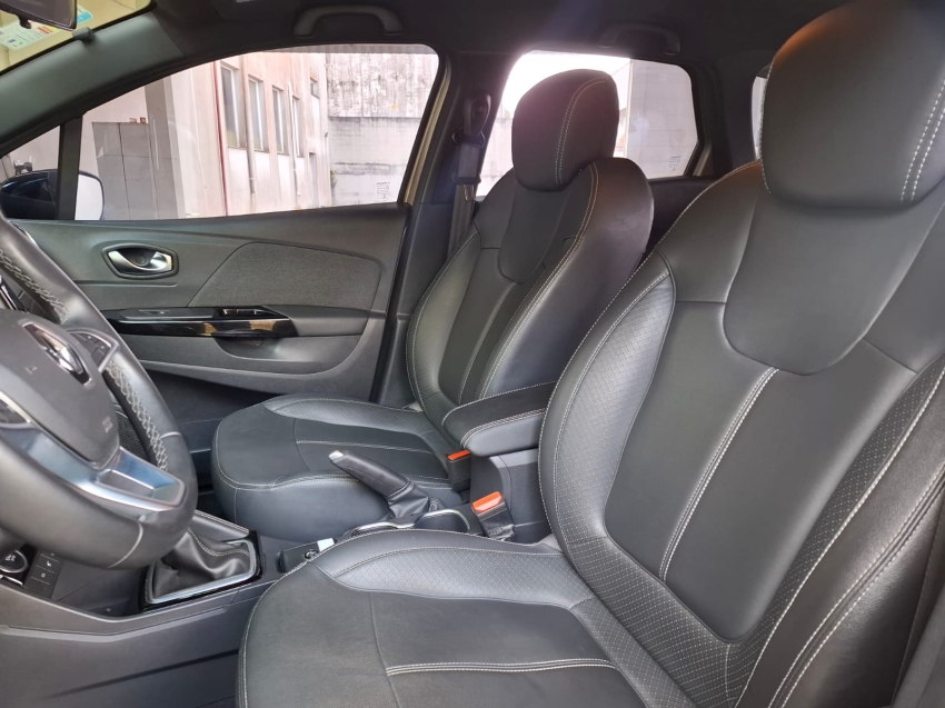 renault captur 1.3 tce flex intense x-tronic 4p automatico 20236