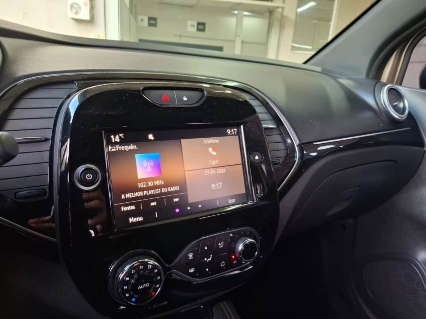 renault captur 1.3 tce flex intense x-tronic 4p automatico 202310