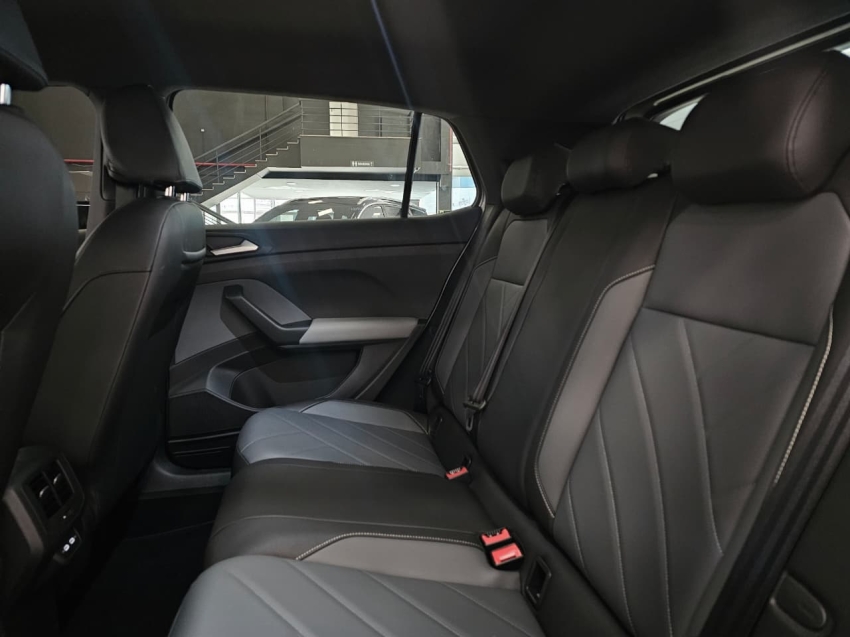 volkswagen t-cross 1.0 200 tsi total flex comfortline automatico 4p 20267