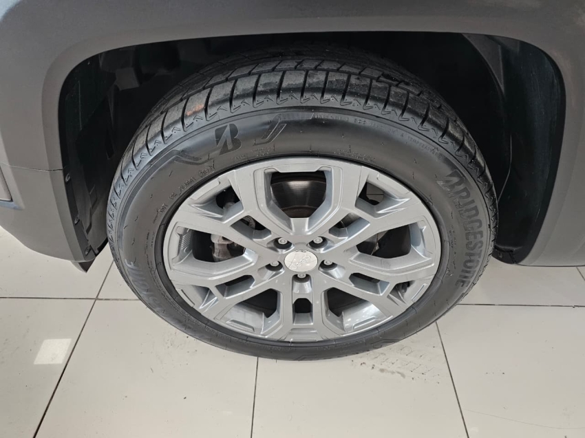 jeep renegade 1.3 t270 turbo flex sport at6 5p automatico 202314