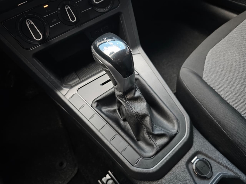 volkswagen virtus 1.0 200 tsi comfortline automatico flex 4p 202511