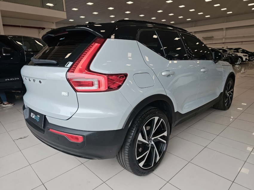 volvo xc40 1.5 t5 recharge r-design geartronic hibrido 5p automatico 20215