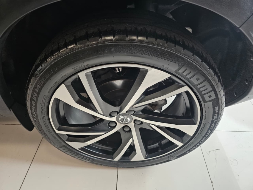 volvo xc40 1.5 t5 recharge r-design geartronic hibrido 5p automatico 202114