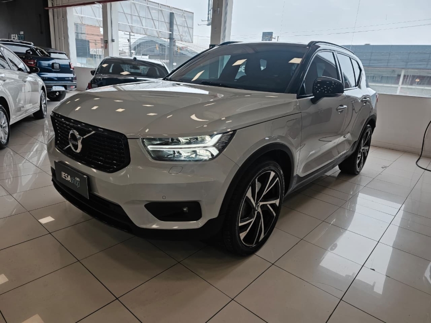 volvo xc40 1.5 t5 recharge r-design geartronic hibrido 5p automatico 2021