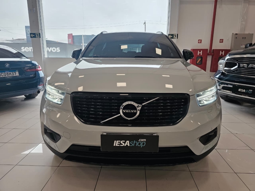 volvo xc40 1.5 t5 recharge r-design geartronic hibrido 5p automatico 20211