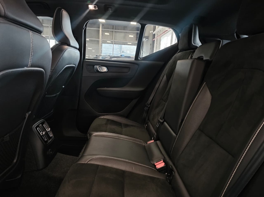 volvo xc40 1.5 t5 recharge r-design geartronic hibrido 5p automatico 20217