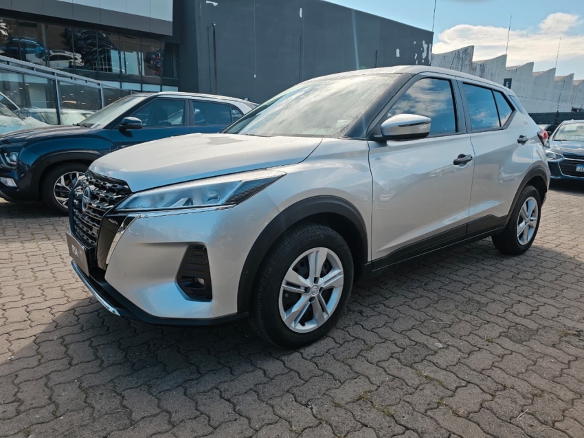 nissan kicks play 1.6 16v flexstart active plus xtronic 1.3 flex 5p automatico 2025