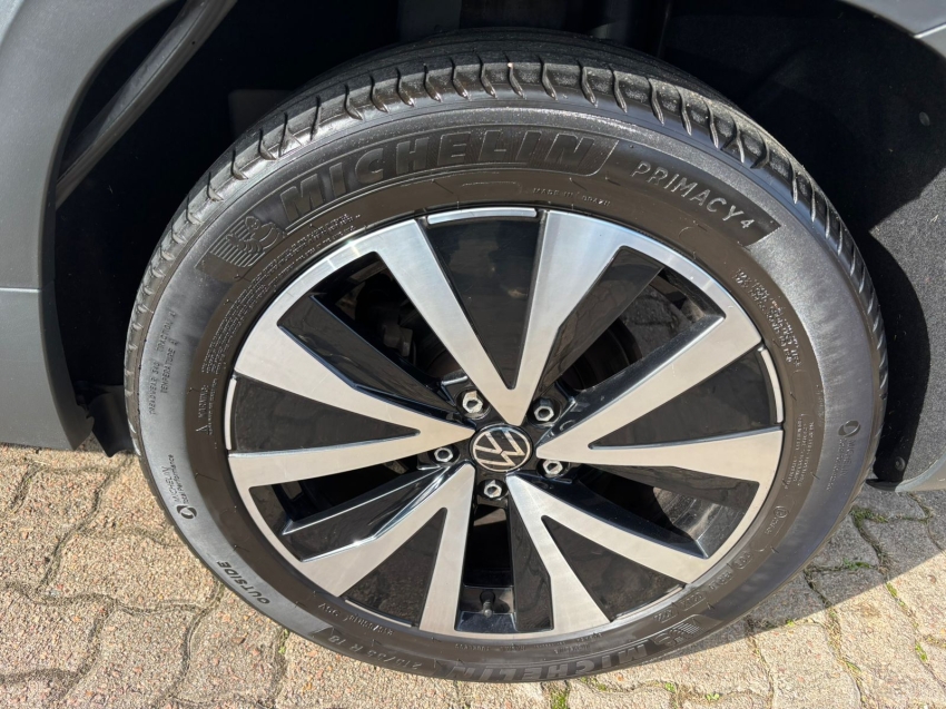 volkswagen taos 1.4 250 tsi total flex highline automatico 5p 202313