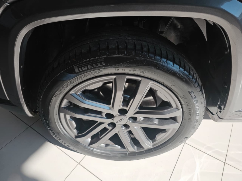 jeep commander 2.0 hurricane 4 turbo gasolina overland at9 4p automatico 202514
