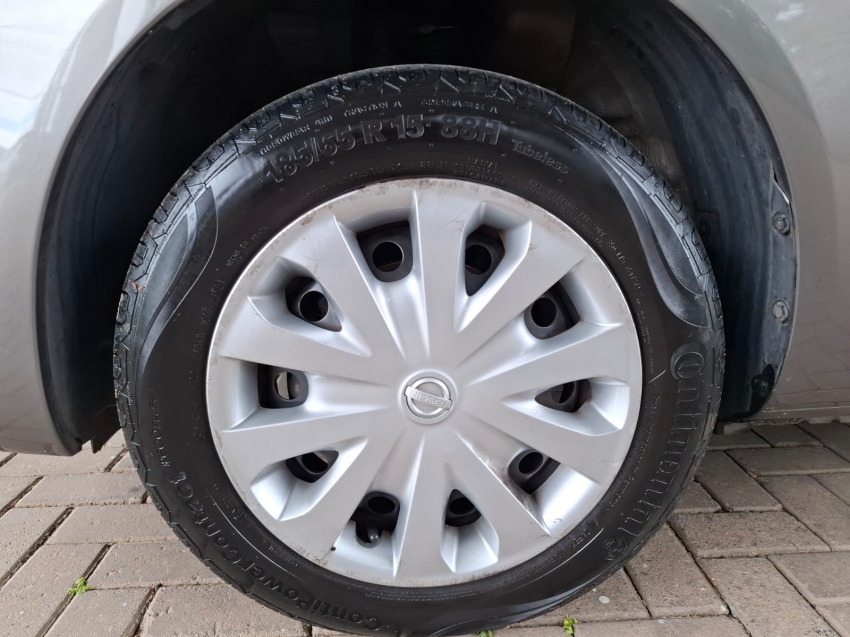 nissan versa 1.0 12v flex 4p manual 201713