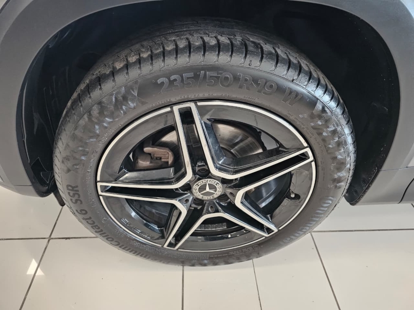 mercedes-benz glb 200 1.3 cgi gasolina progressive 7g-dct 4p automatico 202314