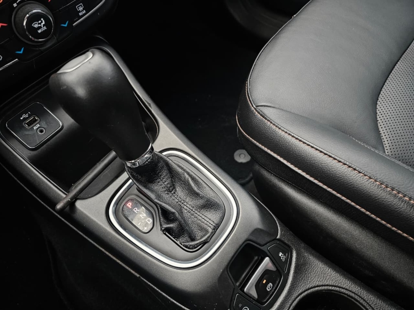 jeep compass 2.0 16v diesel longitude 4x4 automatico 5p 202011
