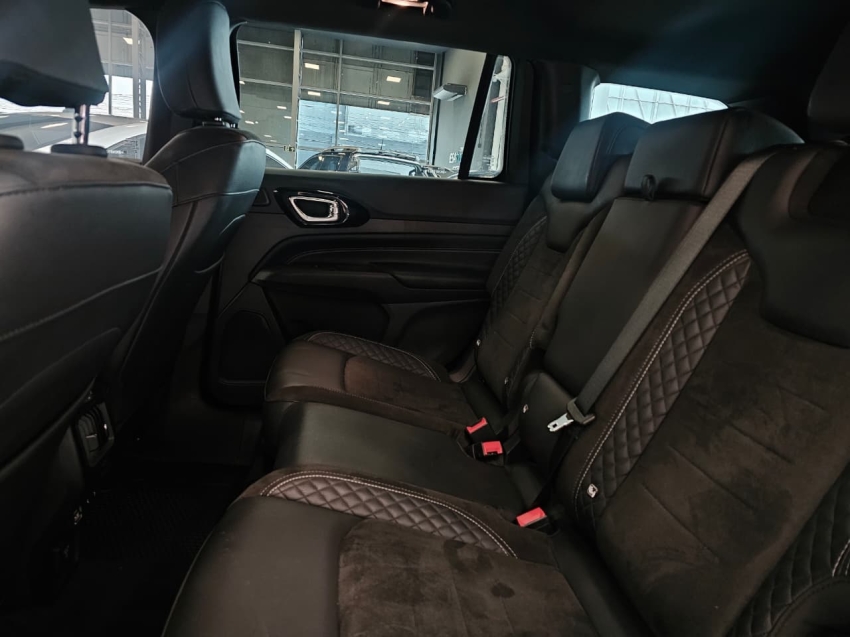 jeep commander 2.0 hurricane 4 turbo gasolina blackhawk at9 4p automatico 20257