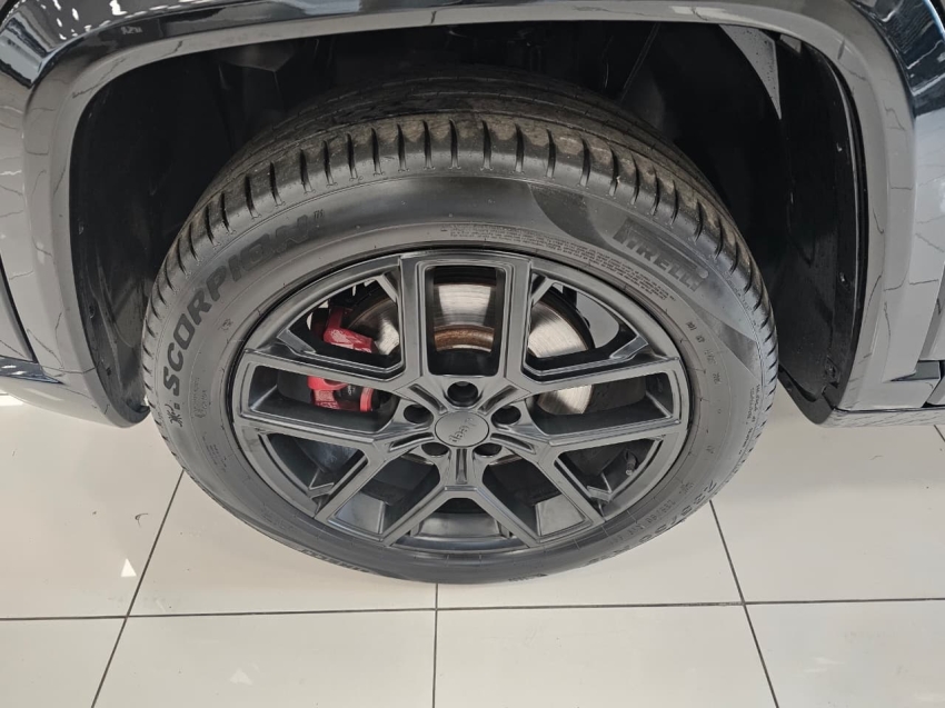 jeep commander 2.0 hurricane 4 turbo gasolina blackhawk at9 4p automatico 202514