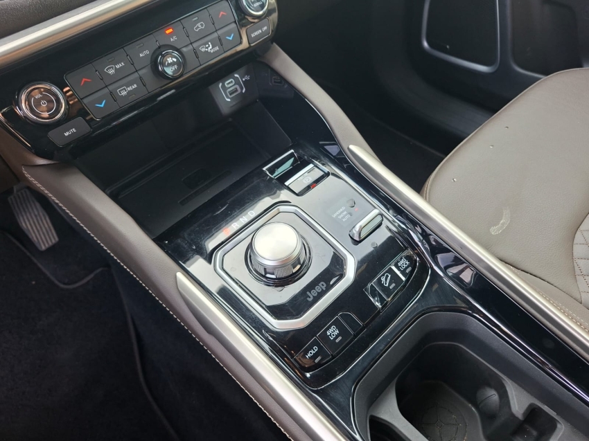 jeep commander 2.2 turbo diesel overland at9 4p automatico 202610