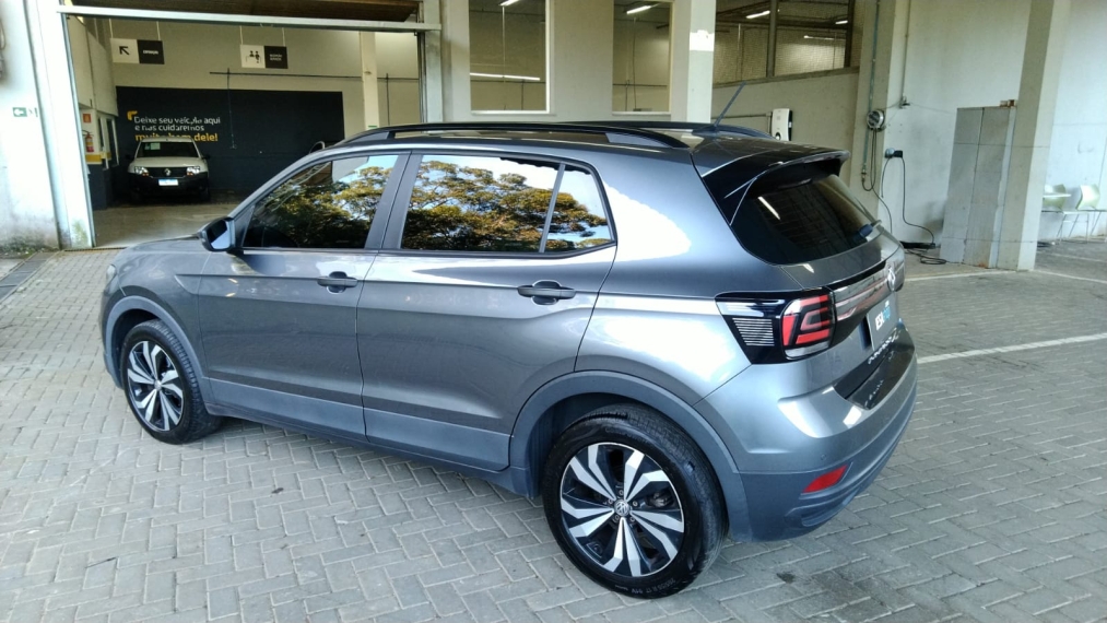 volkswagen t-cross 1.0 200 tsi total flex automatico 4p 20213