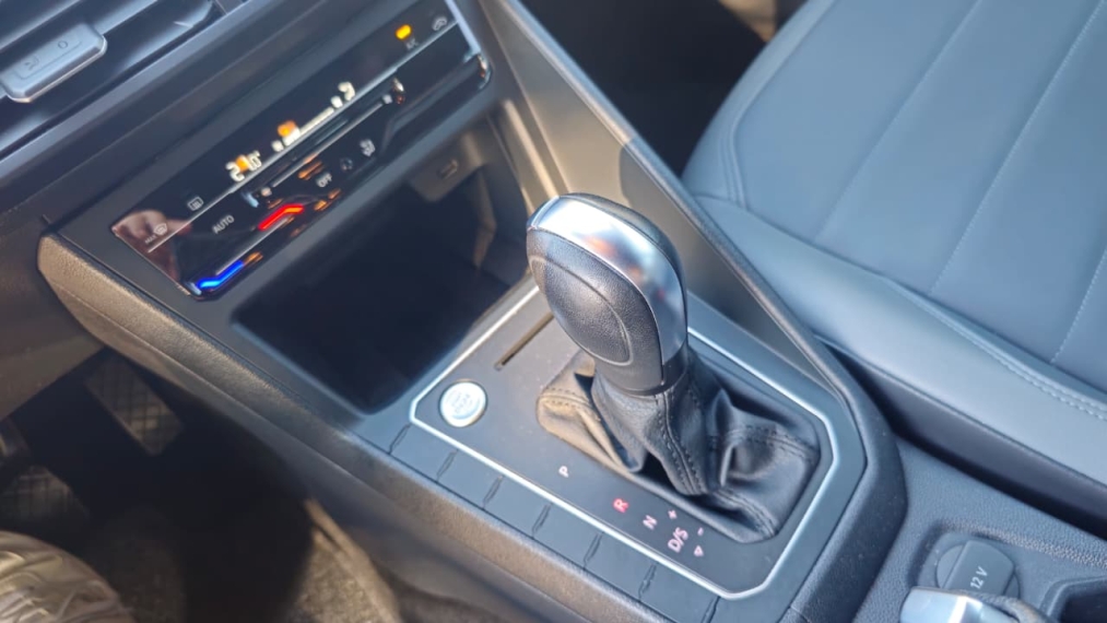 volkswagen nivus 1.0 200 tsi total flex highline automatico 4p 20228