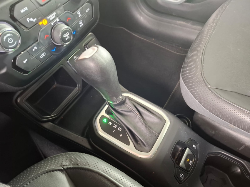 jeep renegade 1.8 16v flex longitude 4p automatico 202111