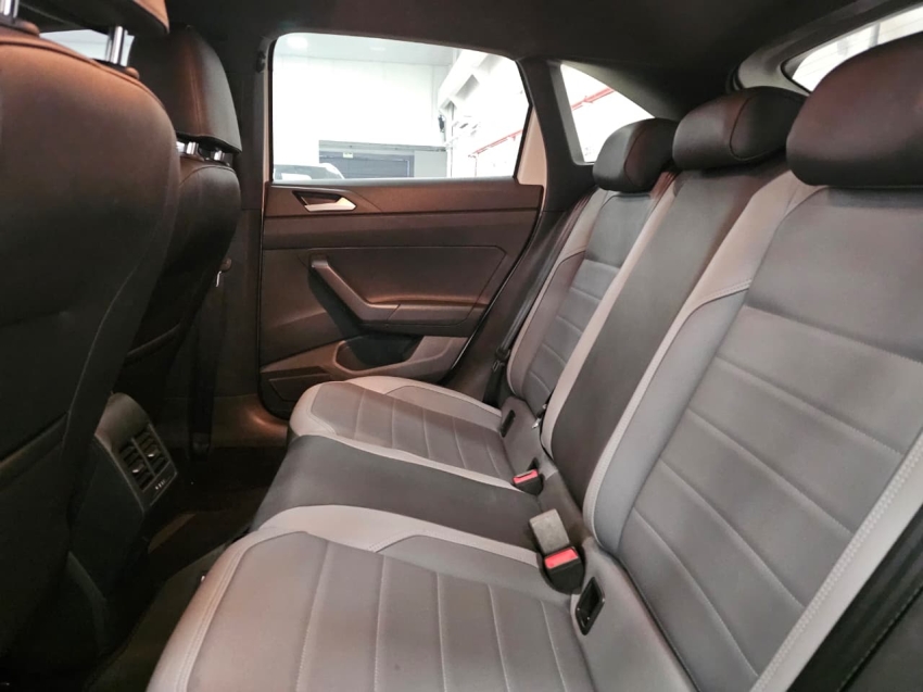 volkswagen nivus 1.0 200 tsi total flex highline automatico 4p 20217