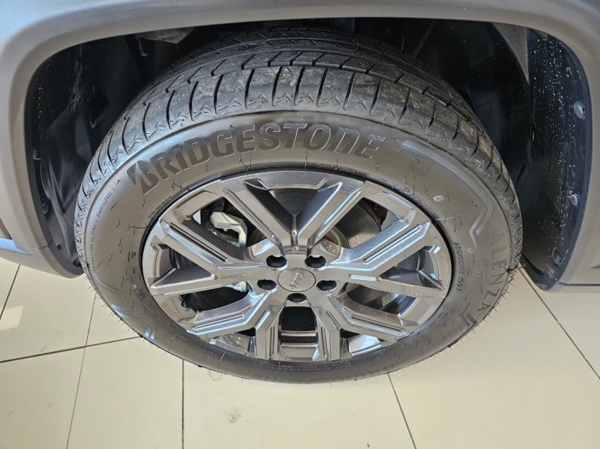 jeep commander 1.3 t270 turbo flex longitude at6 4p automatico 202614