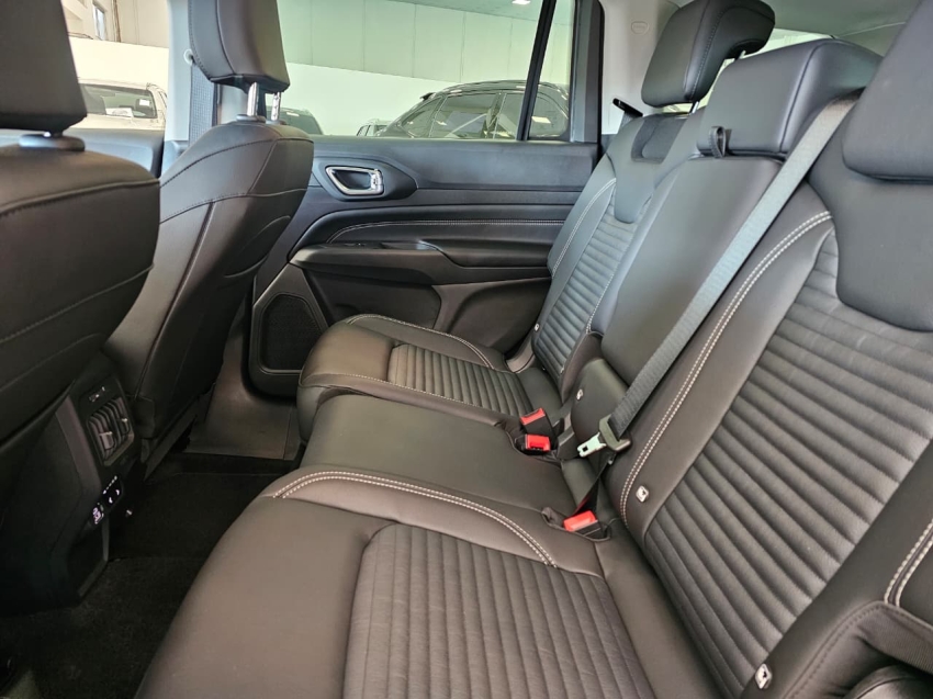 jeep commander 1.3 t270 turbo flex longitude at6 4p automatico 20267