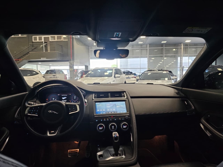 jaguar e-pace 2.0 16v p250 flex r-dynamic s awd automatico gasolina 5p 202014